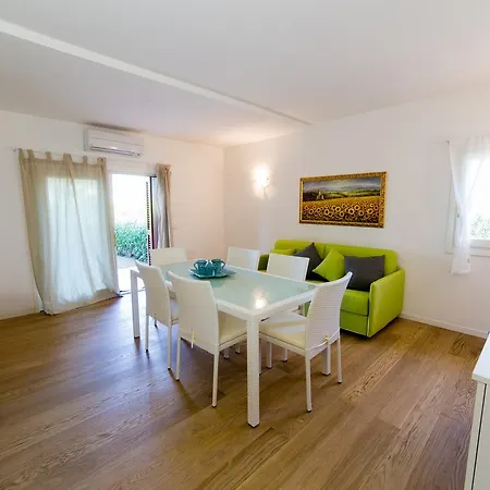 Residenze Dei Fiori בית נופש פורטו רוטונדו