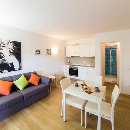 Residenze Dei Fiori בית נופש *