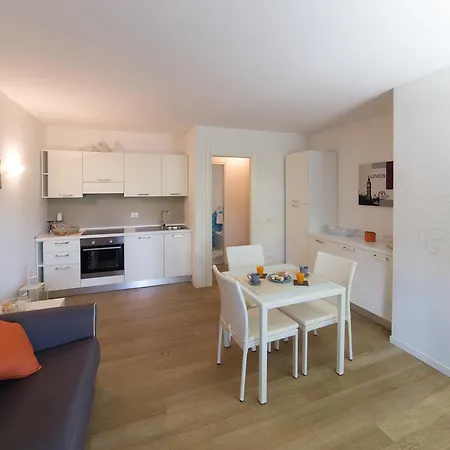Residenze Dei Fiori * פורטו רוטונדו