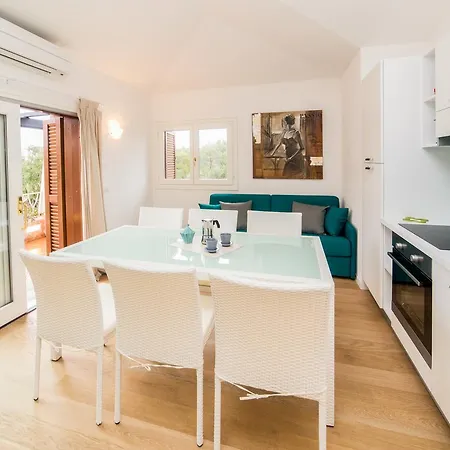 Holiday home Residenze Dei Fiori *